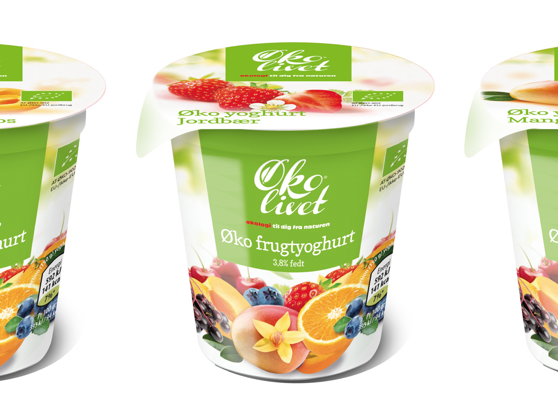 Organic mini fruit yoghurt