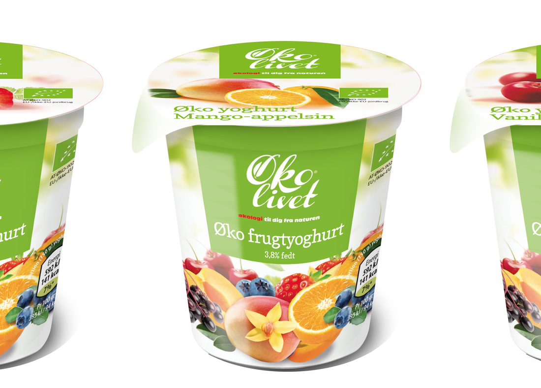 Organic mini fruit yoghurt