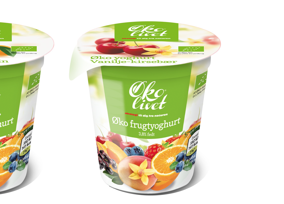 Organic mini fruit yoghurt